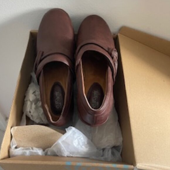 Eurosoft Redwood Leather ankle boots Non Skid - Picture 1 of 4
